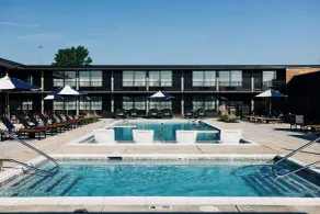 The Trail Hotel - Pool