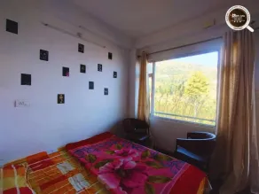 The Himalayan Kitchen Narkanda - Cafe & Rooms - Camera