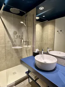 Logis Hotel Darcy Dijon Centre - Salle de bain