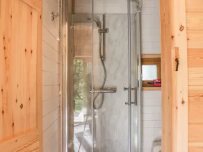Dingle Den - Bathroom