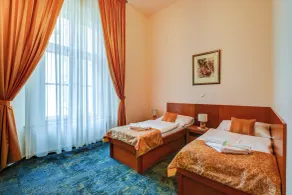Zamek Krtiny  - Quarto