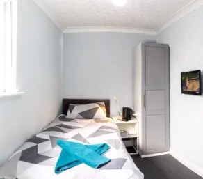The Riverside - Habitación
