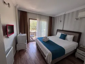 Cunda Giritlioğlu Otel - Værelse