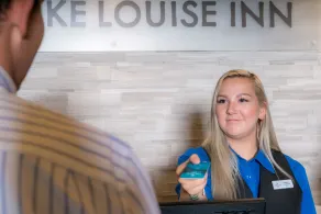 Lake Louise Inn - Réception