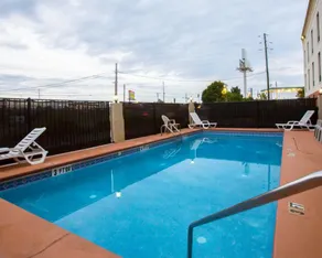 Comfort Suites Cumming-Atlanta near Northside Hospital Forsyth - Piscine