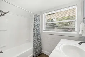 1055 Shady Lane - Room