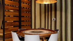 Heaven On Baltimore Downtown Fully Furnished Apartments - Restaurant