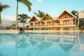 Caza Guesthouse Iyang - Piscina