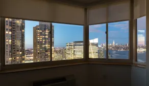 Bluebird Suites near Newport Center - Utsikt från rummet