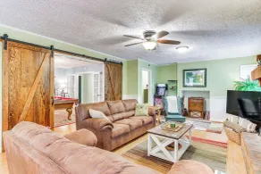 136 Private Acres: Lakefront Aiken County Home! - Innvendig