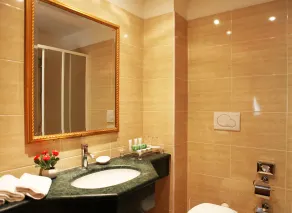 Hotel Impero - Bathroom