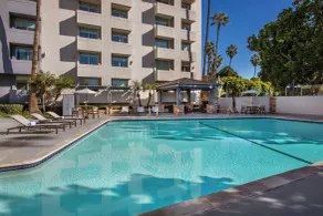 Four Points by Sheraton Los Angeles Westside - Pool