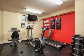 Travelodge Suites by Wyndham Regina - Eastgate Bay - Salle de remise en forme