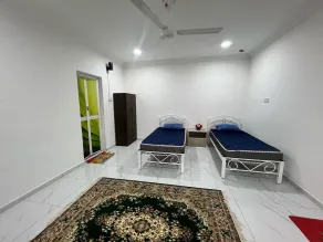 Capital O 91117 Noor Room Stay - Room
