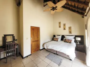 Blue Hills Lodge - Room