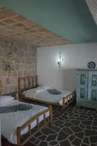 Eco Hotel Uxlabil Atitlan - Room