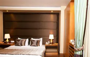 Udman Hotel Panchshila Park - Chambre