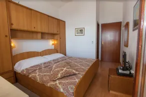 Apartments Beach Side Brela - Room