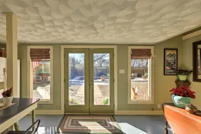 4 Mi to Dtwn! Fort Worth Cottage w/ Shared Pool - Interiör