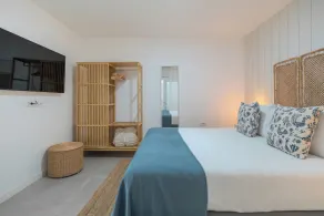 Cozy Apartment Rental in Guargacho, Spain - Ideal Family Stay - Chambre