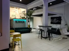 Nomada Urban Beach Hostel- Calle Loiza - Réception