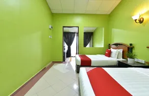 OYO 90818 Cemara Puri Resort & Spa - Room