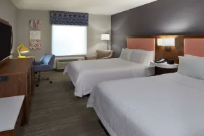 Hampton Inn & Suites by Hilton Montreal-Dorval - Chambre
