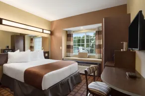 Microtel Inn and Suites Carrollton - Zimmer