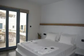 Thronos Suites - Camera