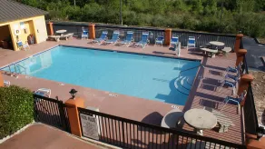 Home Town Inn & Suites - Piscine