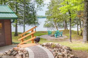 Lakefront Pearson Cottage w/ Swim Dock + Kayaks! - Interiør