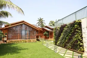 Foxoso Aaristo Baga Beach Resort - Room