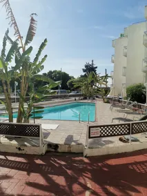 Boronia Hotel Apartments - Piscina