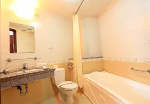 Hanoi Luxury Hotel - Casa de banho
