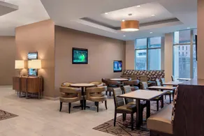 Residence Inn by Marriott Alexandria Old Town South at Carlyle - Restaurant