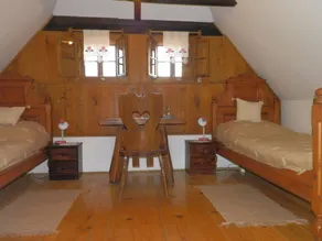 Tradicije Cigoc - Room