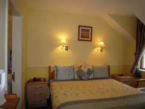 Avlon House Bed and Breakfast - Værelse