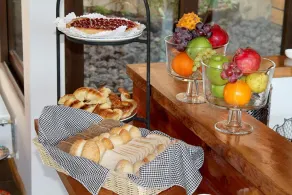 Maki Hotel - Restaurant