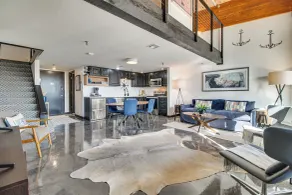Walk to Grand Lake: Modern Monkey Island Condo - Interiör