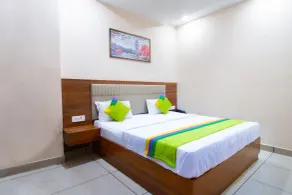 Treebo Royal Imperial, Bikaner Railway Station - Room