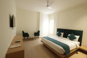 Rajwada Farm Vrindavan - Room