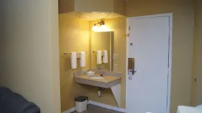 Holiday Lodge & Suites - Salle de bain