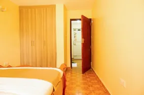 Ashville Homes Meru - Habitación
