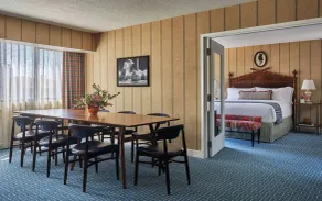 Graduate by Hilton Iowa City - Chambre