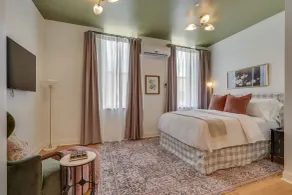 The Downtown Post The Coleman Suite - Rum