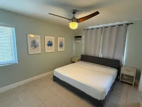 Pompano Vibes Beach Apartments - Zimmer