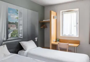 B&B HOTEL Troyes Saint-Parres-aux-Tertres - Chambre