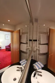 Historik Hotel Goldener Hirsch Rothenburg - Salle de bain