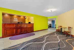 Econo Lodge Inn & Suites Eau Claire South - Hall