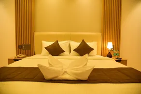 Hotel Grand Serene - Zimmer